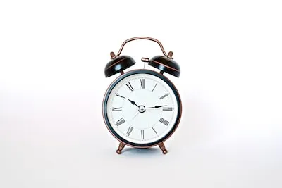 Meaning Behind Dreaming of a Clock Ticking Backwards: Desire for Change