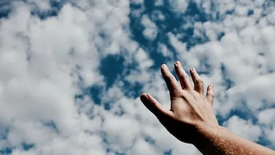 Interpreting Dreams about Hands: Meanings across Cultures and Religions