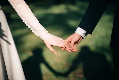 Interpreting Wedding Dreams: Uncovering Emotional and Spiritual Meanings