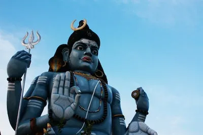 Symbolism of Death Dreams in Hinduism: Emotional Wellbeing and More