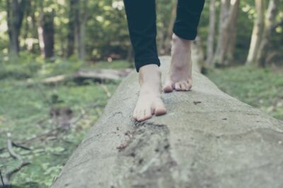 12 Meanings of Dreaming About Feet