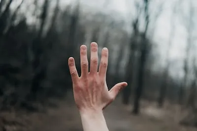 Deciphering the Symbolic Meaning of Hands in Dreams