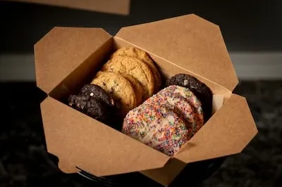 Unraveling the Symbolism of Dreams about Eating Cookies