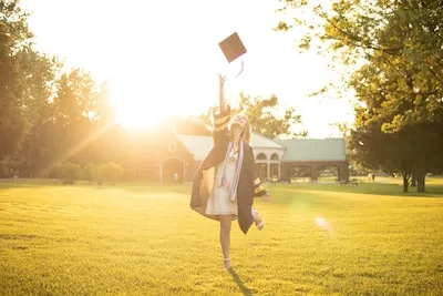 Exploring the Hidden Meanings of Dreaming about a Graduation Gown