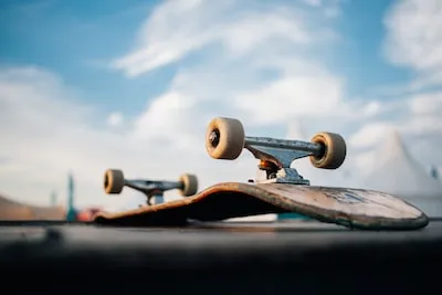 Dreaming of Skateboarding: Decoding the Symbolic Meanings