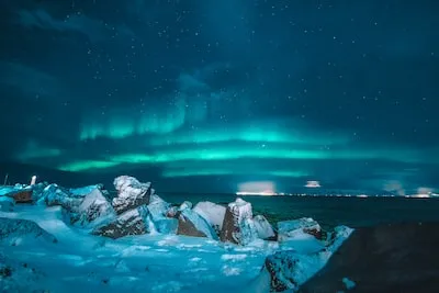 Decoding the Transformative Meaning of Aurora Dreams