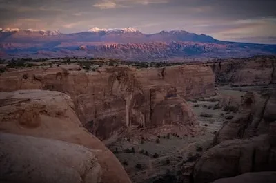 Unlocking the Powerful Meanings Behind Red Rock Mountain Dreams