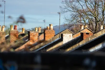 Interpreting Meaning of Roof Repair Dreams: A Symbol of Self-Care, Growth, and Prosperity