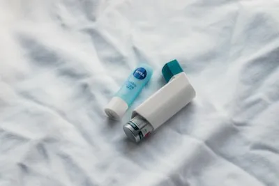 Decoding the Symbolic Meaning of Dreams About Inhalers