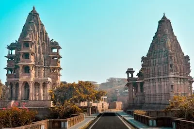 Dreaming of Hindu Temples: Decoding the Spiritual and Psychological Meanings