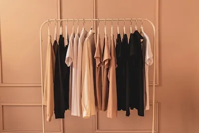 Dreaming of a Large Closet: Decoding the Symbolism and Emotional Meanings